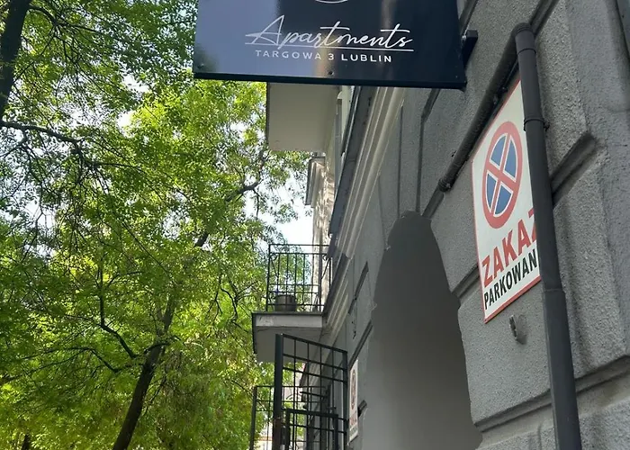 Targowa L7 Lägenhet *